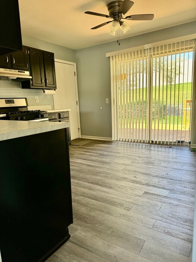 Foto del edificio - 928 Shady Ln