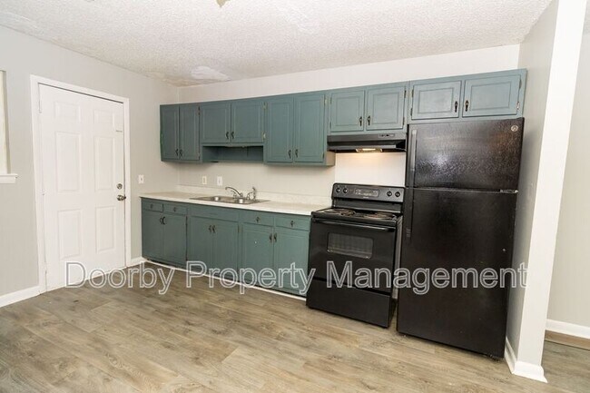 Building Photo - 7823 Basswood Ln