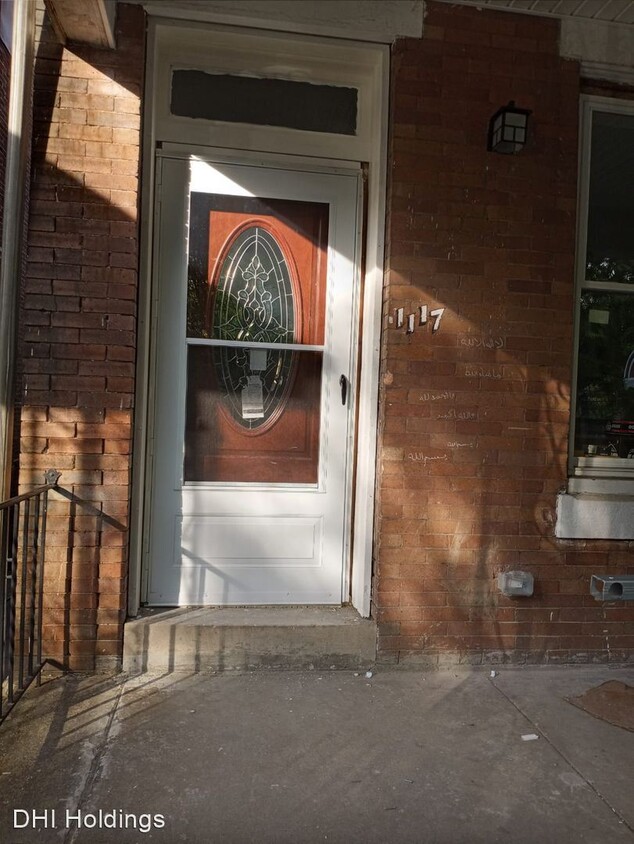 Primary Photo - 4 br, 1 bath House - 1117 S Wilton St