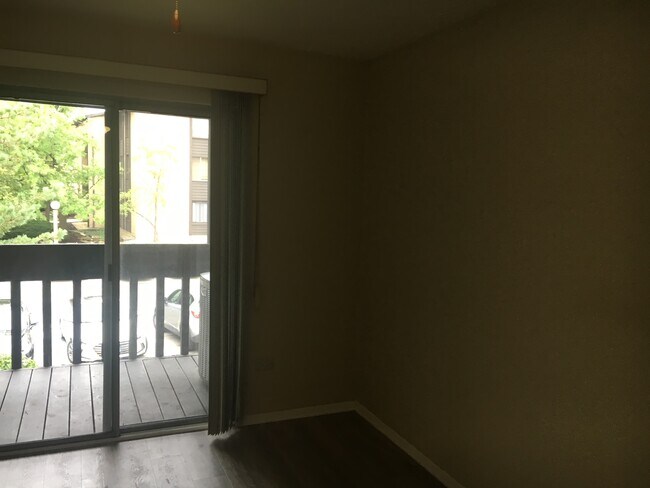 Rear Bedroom - 6181 Knoll Wood Rd