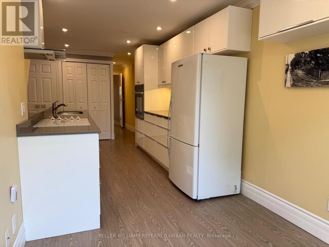 Building Photo - 1055 Craven Rd