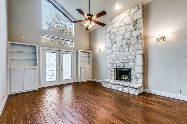 Foto del edificio - 3209 Thrush Bend St