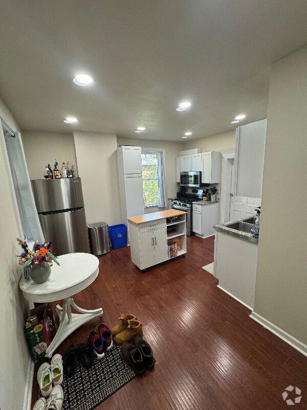 Apartments under 1,500 in Thiensville WI 5 Rentals