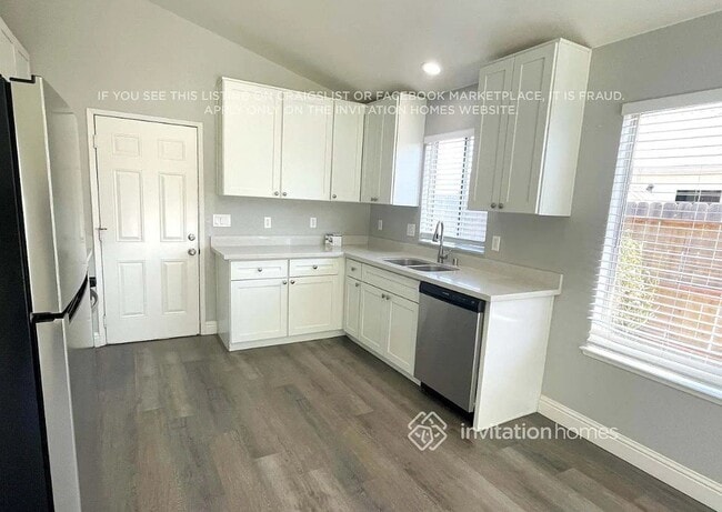 Building Photo - 1182 Park Heights Dr