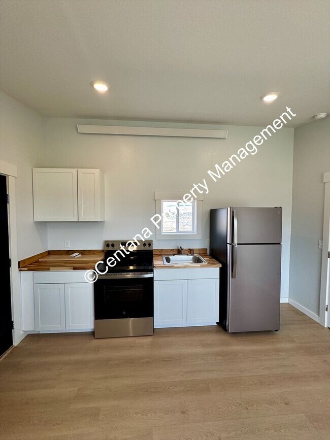 Foto del edificio - 3712-3714 S. Wyoming St