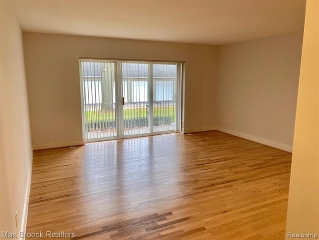 Building Photo - 1115 N Old Woodward Ave