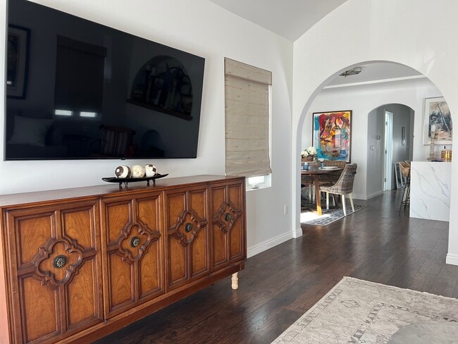 área de la sala de estar - 532 W 40th St