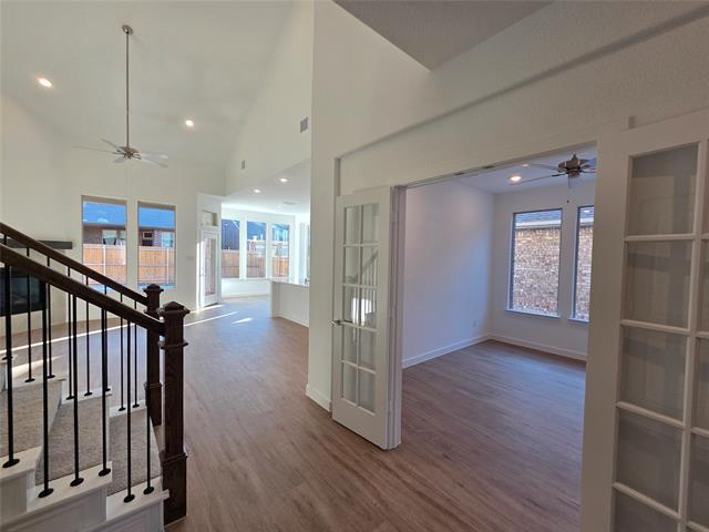 Foto del edificio - 724 Warleggan Wy