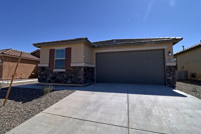 Primary Photo - Almost New Rancho Sahuarita Home!
