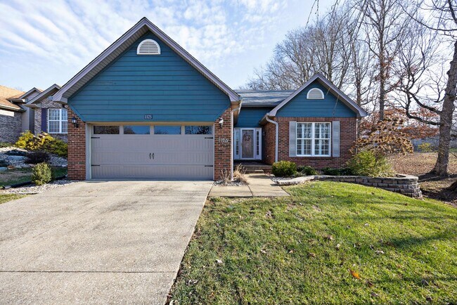 Foto del edificio - 1125 Oak St