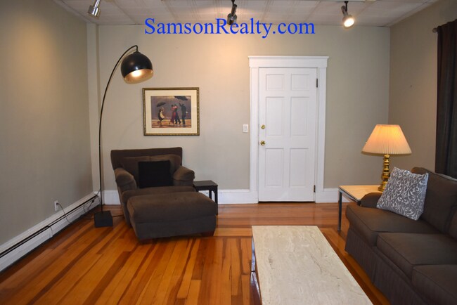 Foto del edificio - 216 Medway St