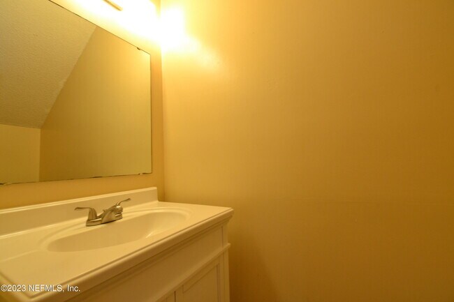 Foto del edificio - 4328 Melissa Ct W