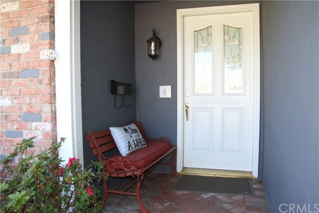 Foto principal - 5692 Kern Dr