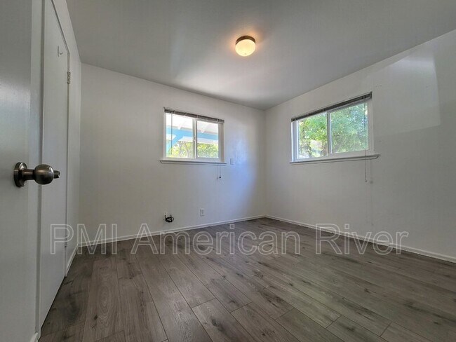 Foto del edificio - 5665 Harold Way