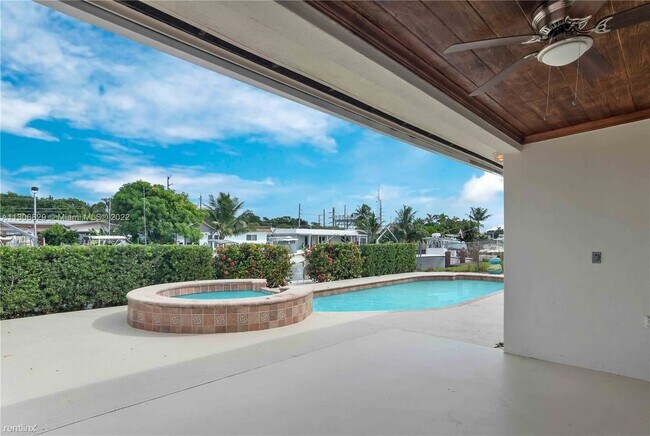 Foto del edificio - 4 br, 2 bath House - 4640 SW 42nd Ter