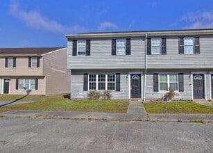 Building Photo - 1100-113A Pineland Ave