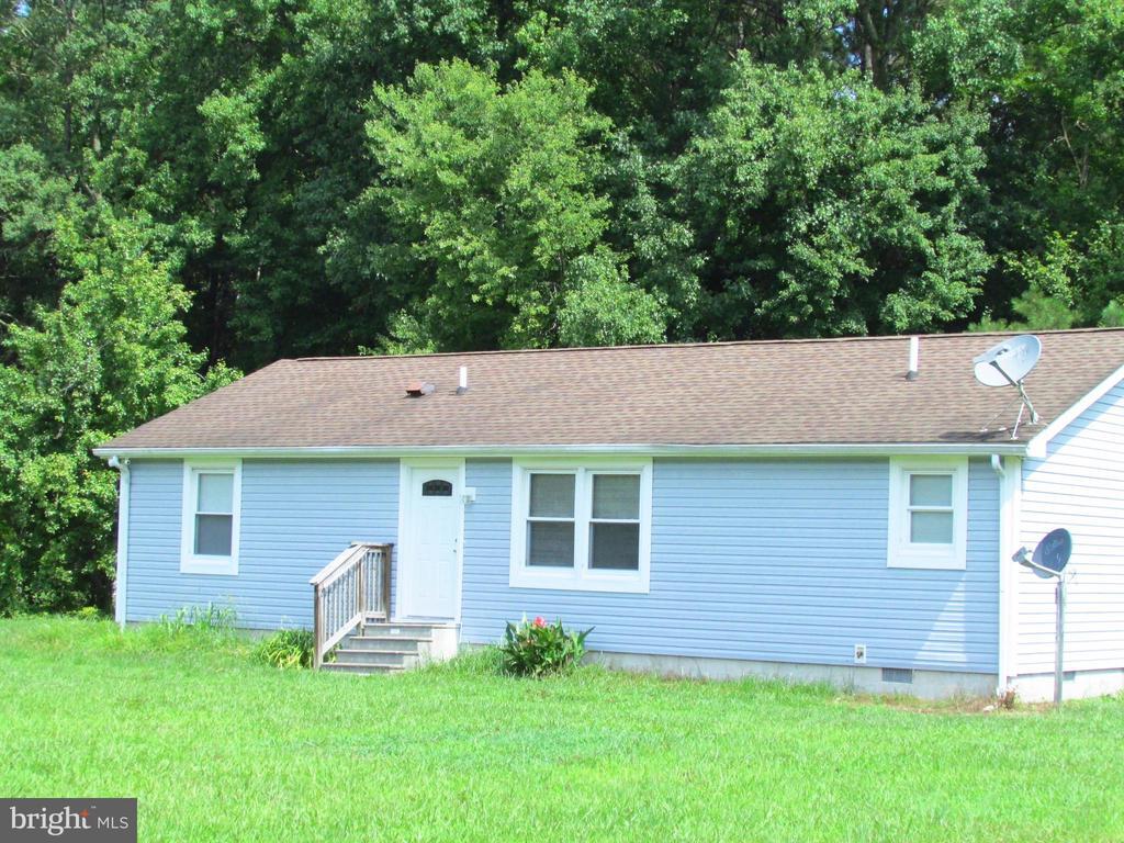 Primary Photo - 17555 Davis Rd