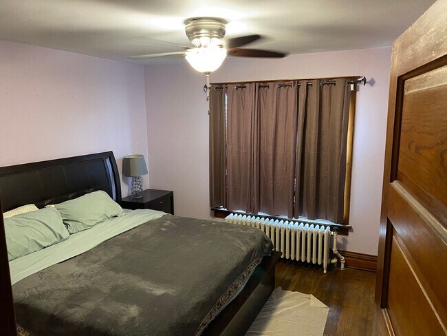 Building Photo - Spacious 3 Bedroom Billings Park Home with...