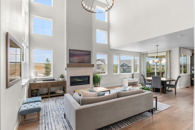 Building Photo - 6625 S Lee St