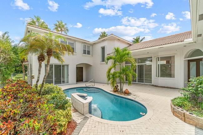 Building Photo - 18596 Ocean Mist Dr
