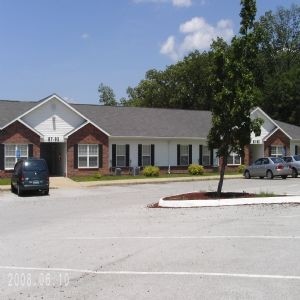 Primary Photo - Oak Knoll Apartments