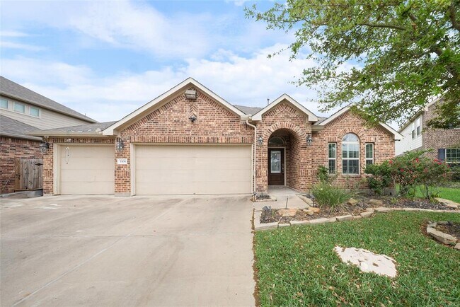 Foto del edificio - 3306 Benbrook Springs Ln