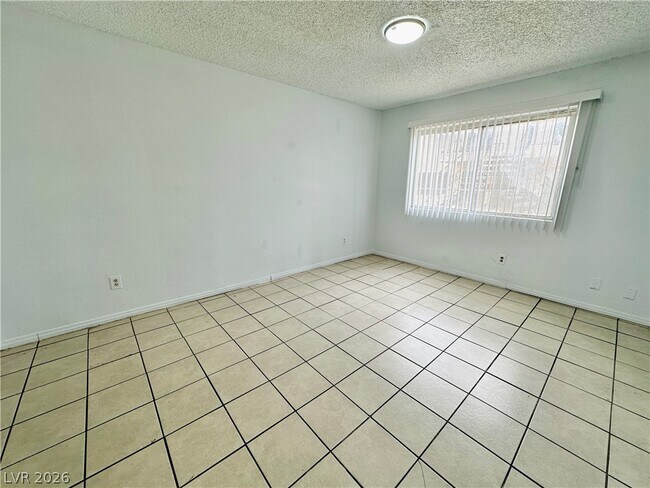 Foto del edificio - 3620 Ala Dr