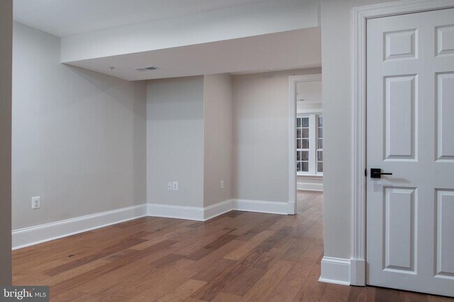 Foto del edificio - 1 E Montgomery St