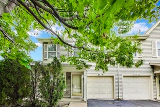 Building Photo - 2710 Glenwood Ct