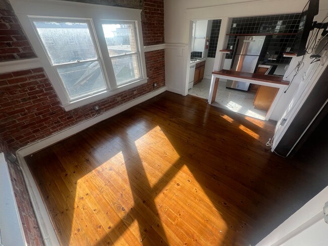 Interior Photo - The Ellison