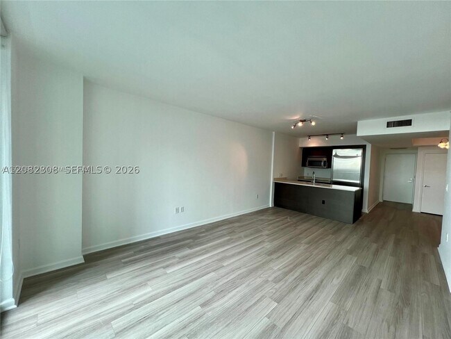 Foto del edificio - 500 Brickell Ave