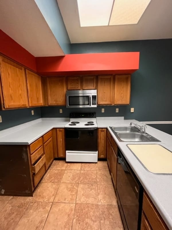 Building Photo - 4033 Muirfield Dr