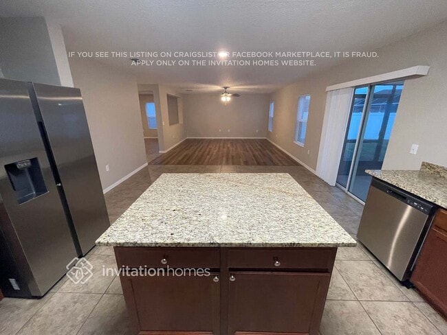 Building Photo - 10153 Winding River Rd