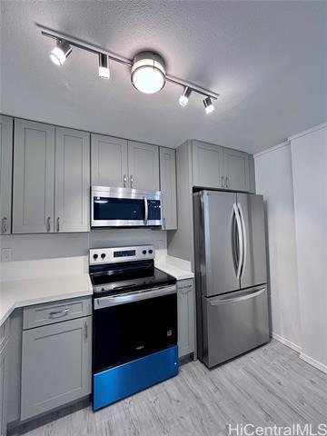 Building Photo - 61-180-180 Ikawai Way