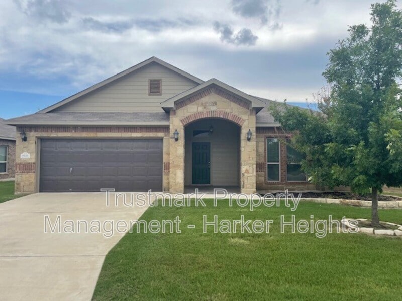 Primary Photo - 8121 Iron Gate Dr