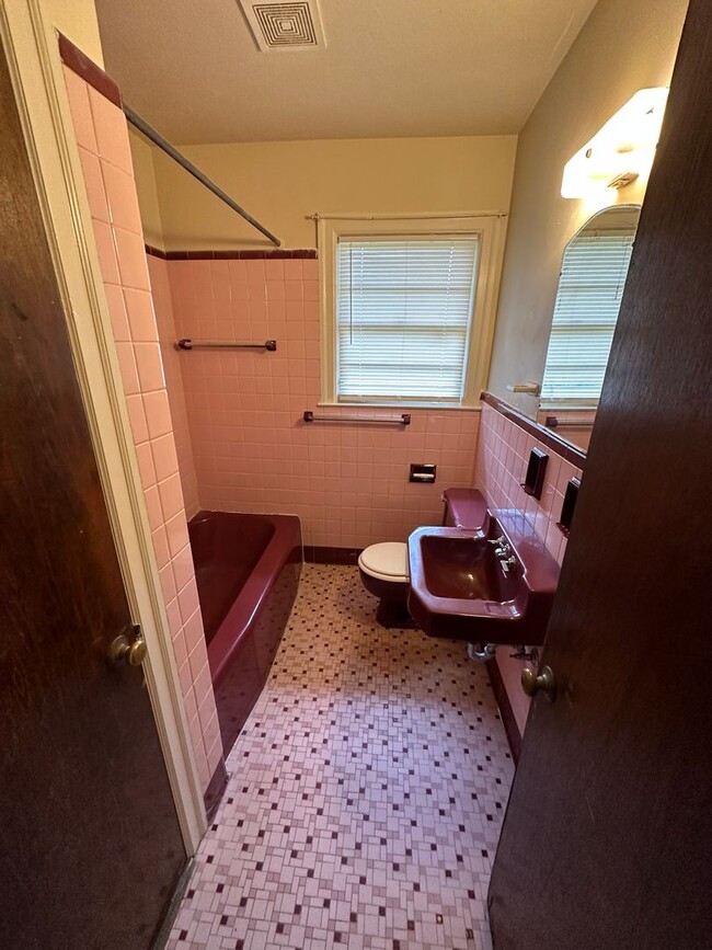 Building Photo - 1235 Lockwood Avenue, Columbus, GA  31906