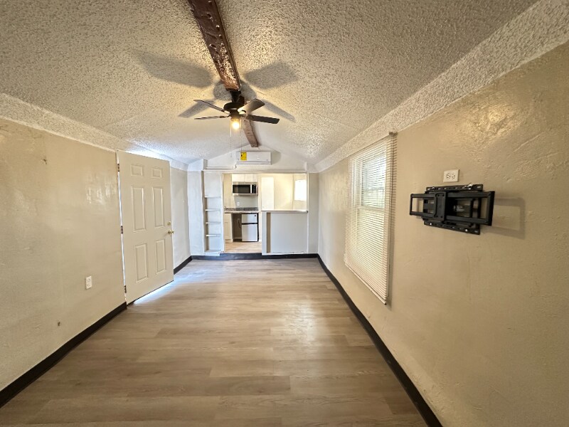 Foto del edificio - 180 S Glenwood St