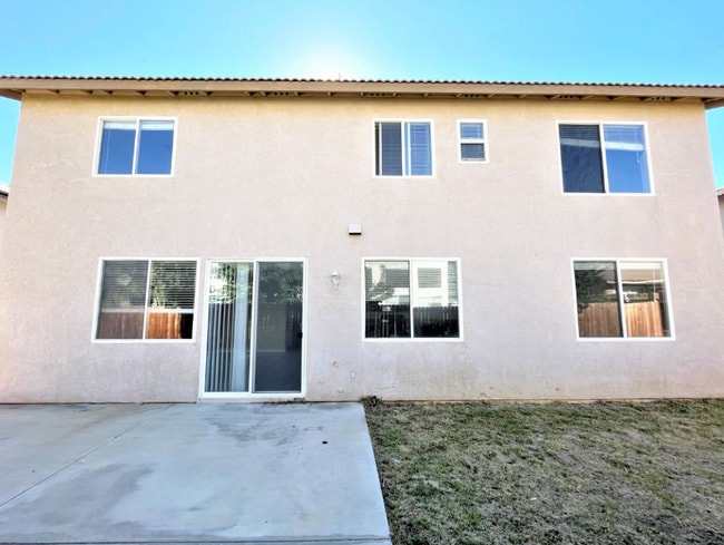 Foto del edificio - 42516 Coronet Ct