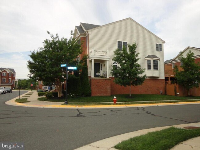 Building Photo - 25625 Anthem Terrace