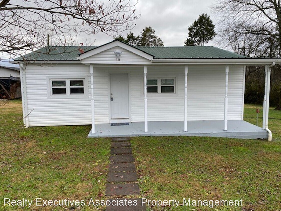 2 br, 1 bath House 120 Carter Drive House for Rent in Maryville, TN