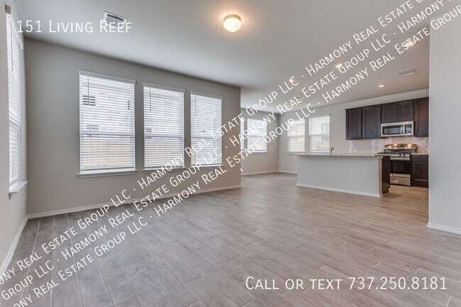Foto del edificio - 151 Living Reef Dr