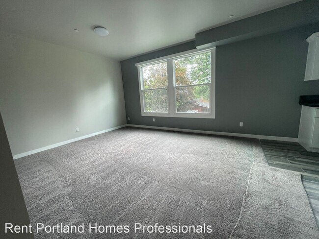 Foto del edificio - 3 br, 2 bath House - 171 NE 162nd Ave