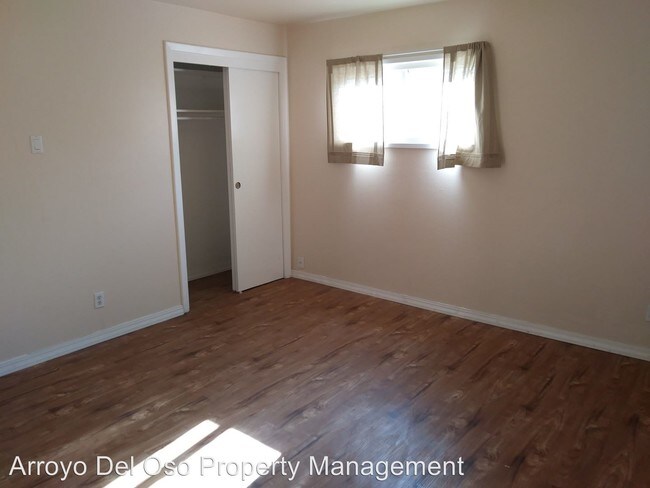 Foto del edificio - 4032 Comanche Rd NE