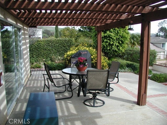 Building Photo - 3620 Sunnyside Dr