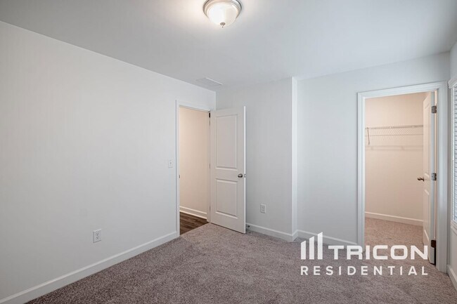 Foto del edificio - 124 East Ridge Way Woodstock GA
