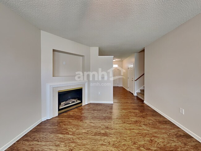 Foto del edificio - 6829 Ayrshire Glen Place