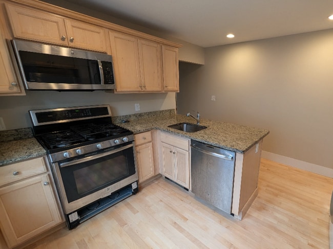 Foto del edificio - 19 Indiana Ave