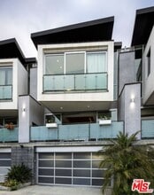 Building Photo - 351 Sunset Ave