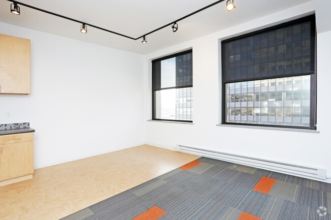 Living Room - The Des Moines Building