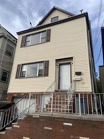 Foto del edificio - 37 E 49th St